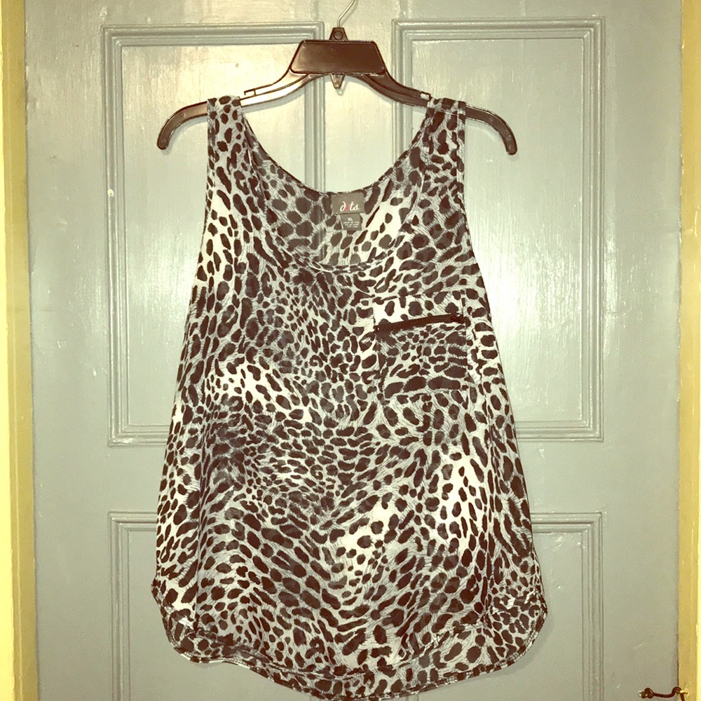 Leopard print sheer tank❤️